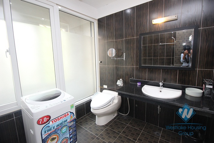 Service one bedroom apartment for rent in city center, Ha Noi